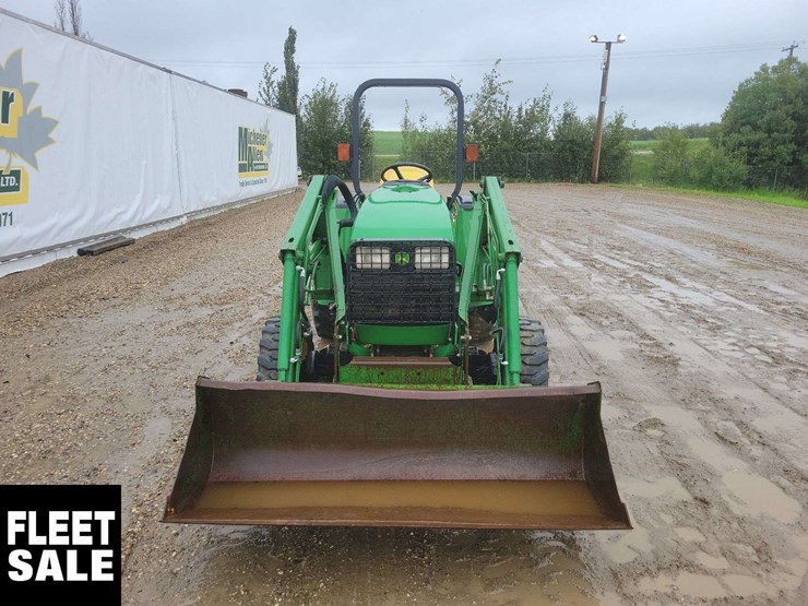 2000-john-deere-4400-image-12