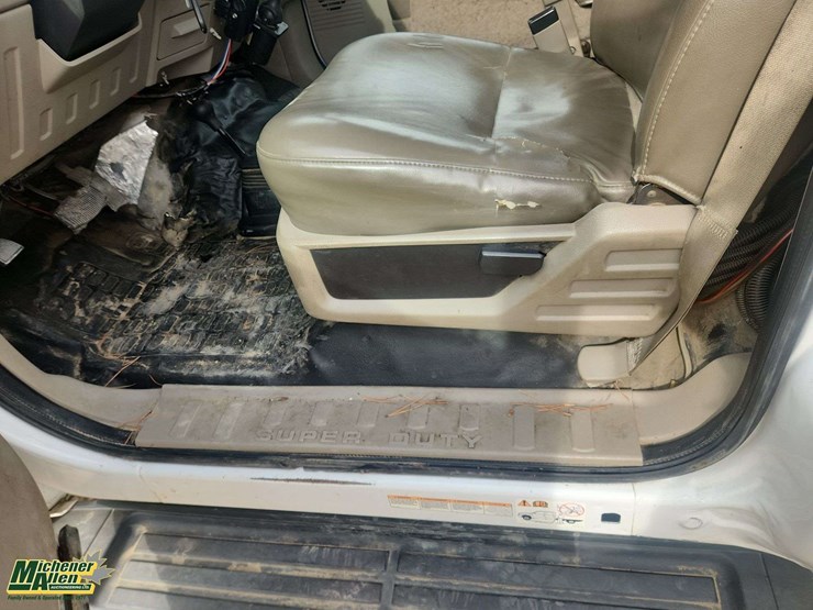 2008-ford-f550-image-48