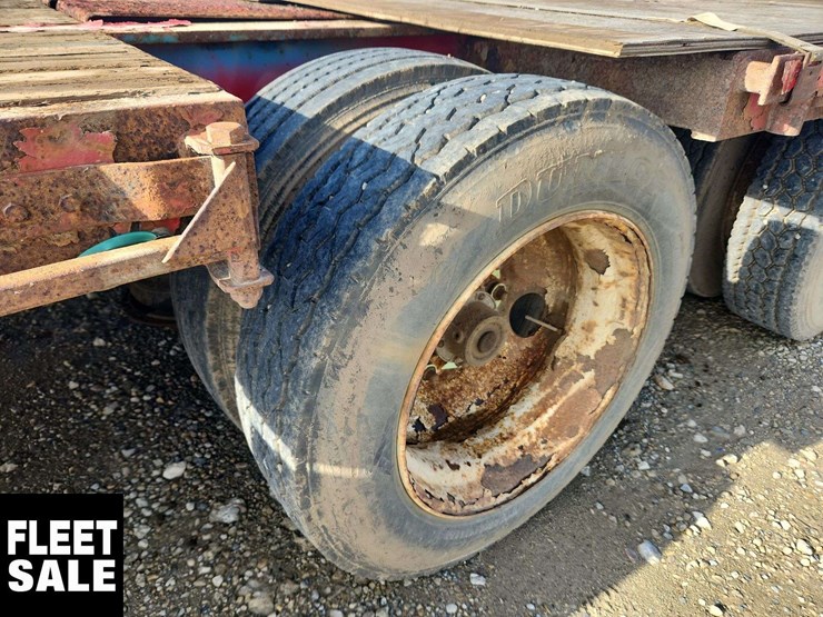 2008-manac-tri/a-step-deck-trailer-image-18