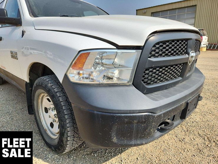 2016-ram-tradesman-image-27