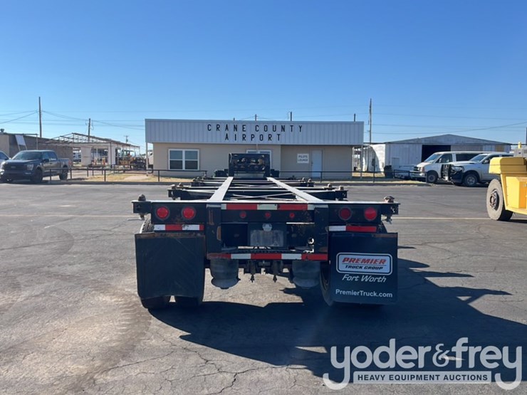 2017-sfs-spread-axle-chassis-trailer,-65,000lb-gvwr-image-3