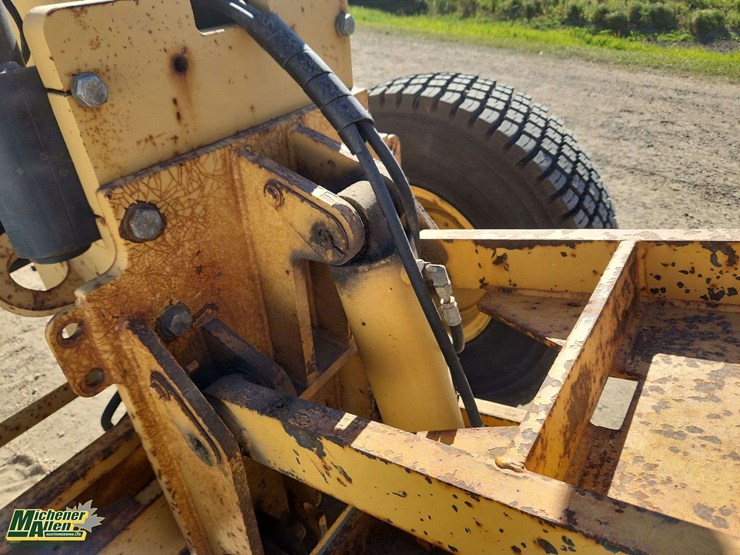 john-deere-770-image-48
