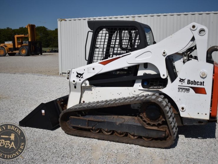2019-bobcat-t770-image-10