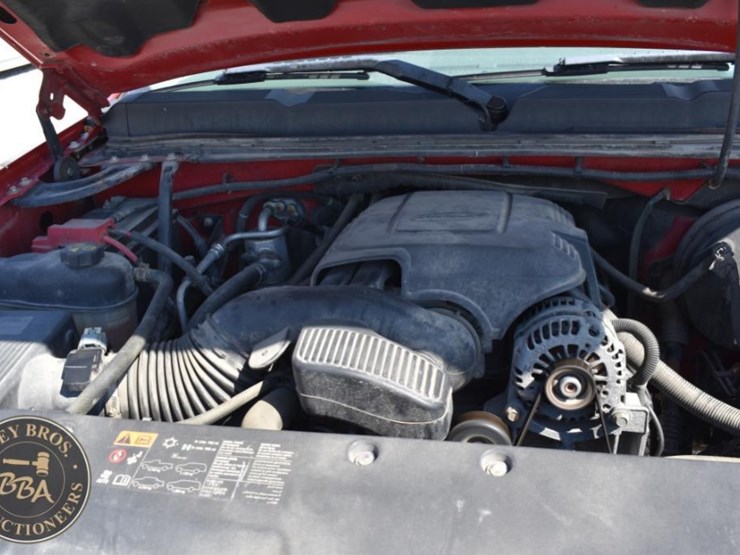 2010-chevrolet-silverado-1500-image-10