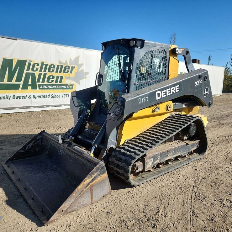 DEERE 331G