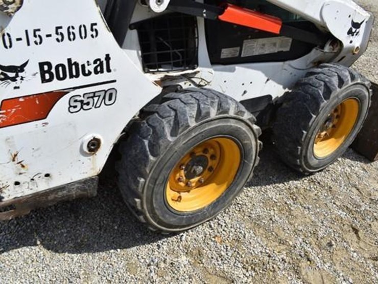2017-bobcat-s570-image-30