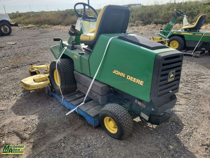 john-deere-f725-image-8