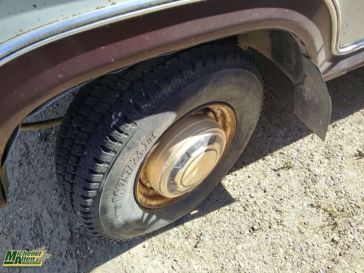 1979-ford-f350-xlt-lariat-image-19