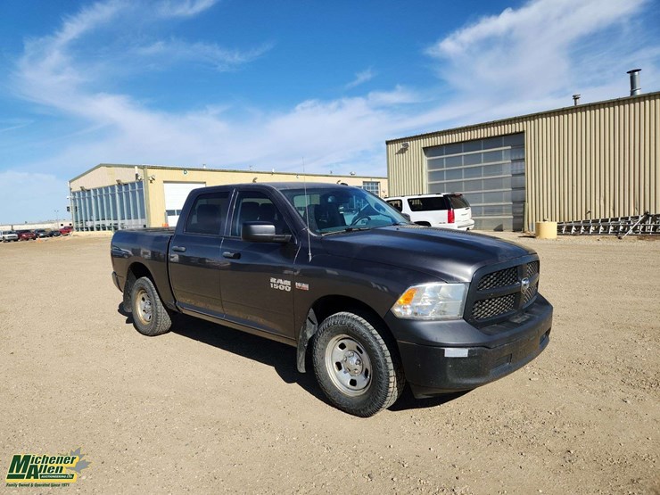 2015-ram-tradesman-image-4