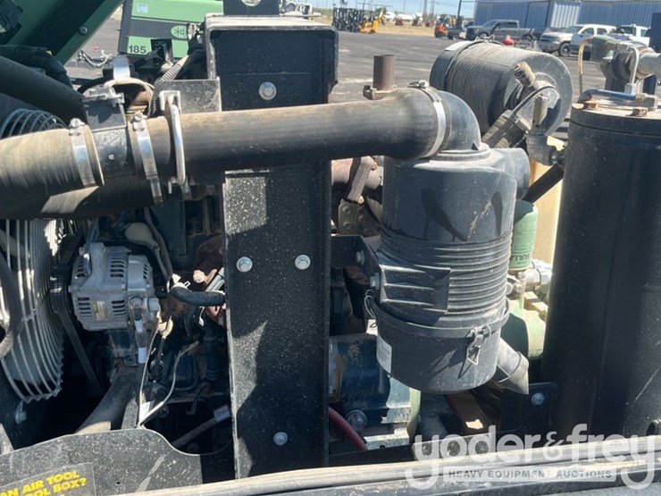 2023-sullair-185-cfm-image-16