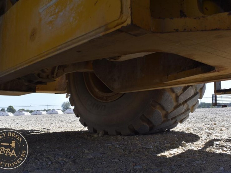 2014-caterpillar-982m-image-96