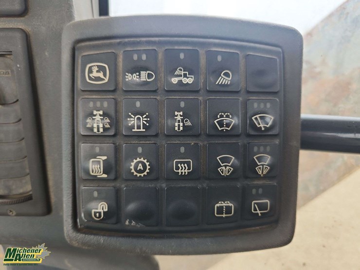 2006-deere-770d-image-9