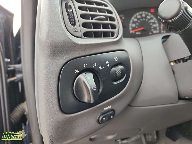 2002-ford-f150-image-14