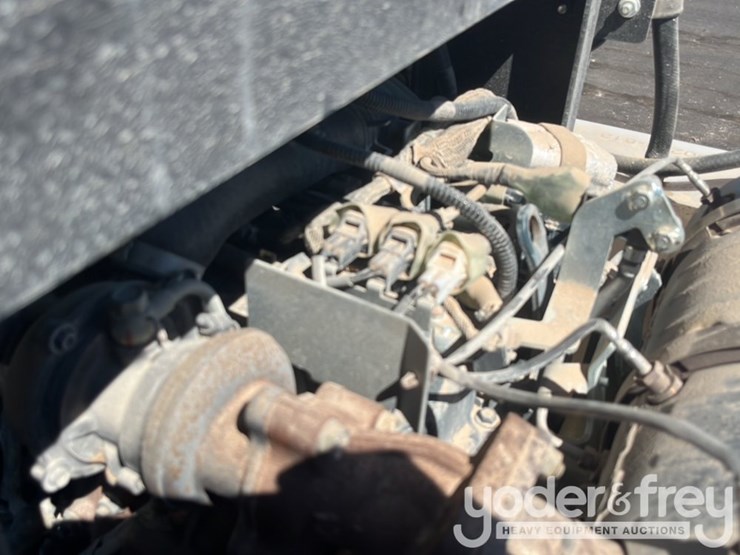 2023-sullair-185-cfm-image-12