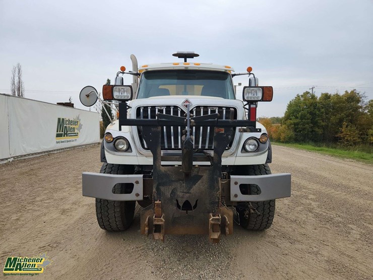 2016-international-workstar-7600-image-20