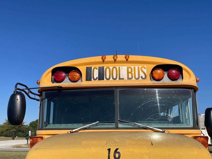 2002-bluebird-school-bus-image-9