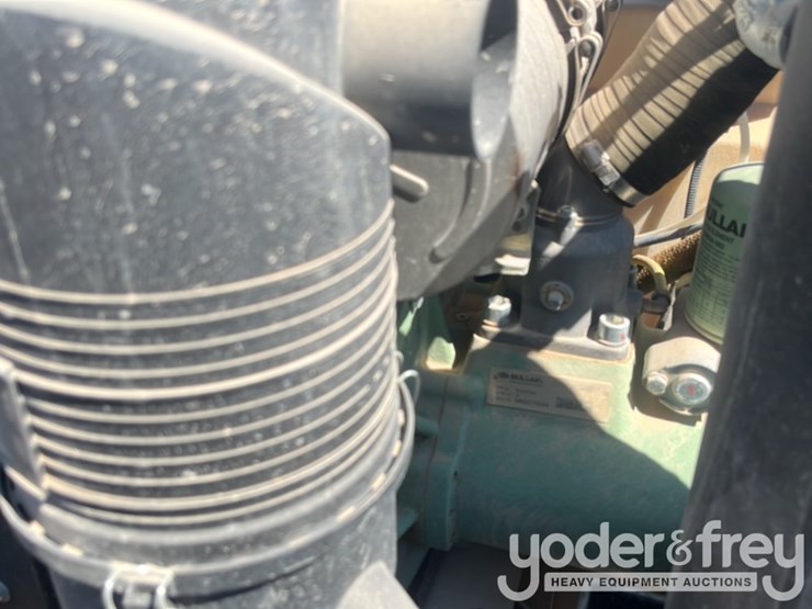 2023-sullair-185-cfm-image-17