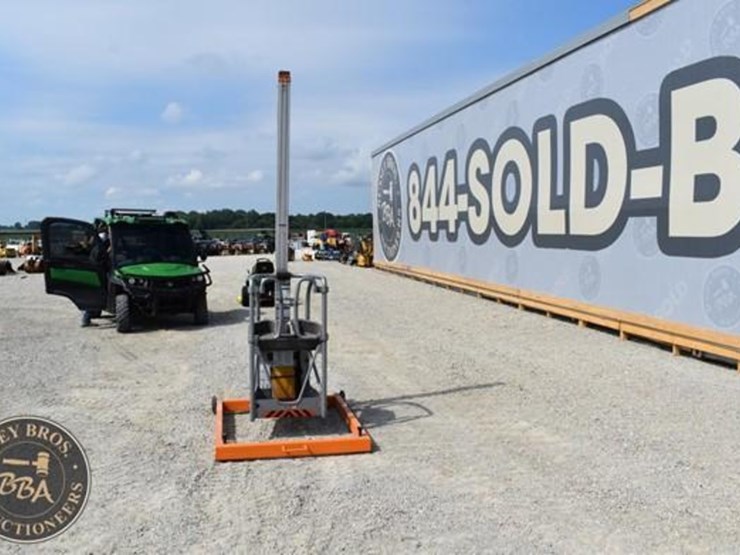 2012-jlg-fs80-image-6