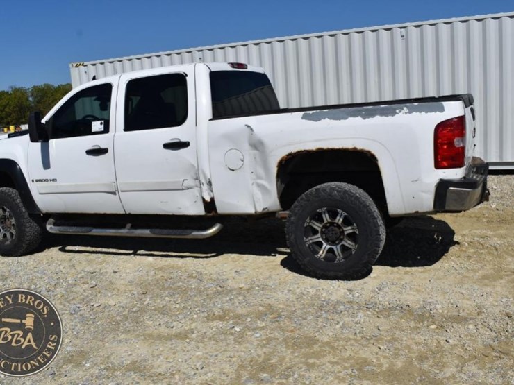 2007-chevrolet-silverado-2500hd-image-21