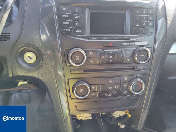 2018-ford-explorer-image-10