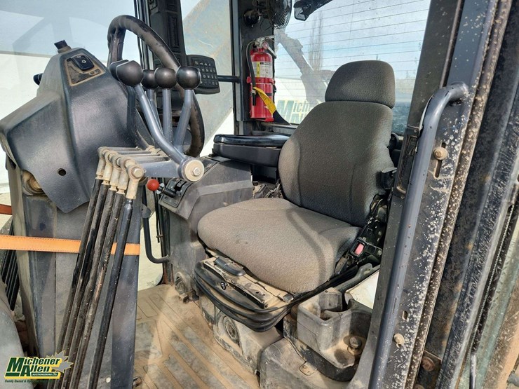 2006-deere-770d-image-8