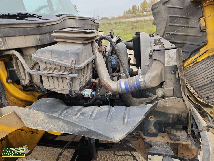 2013-international-durastar-4300-image-11