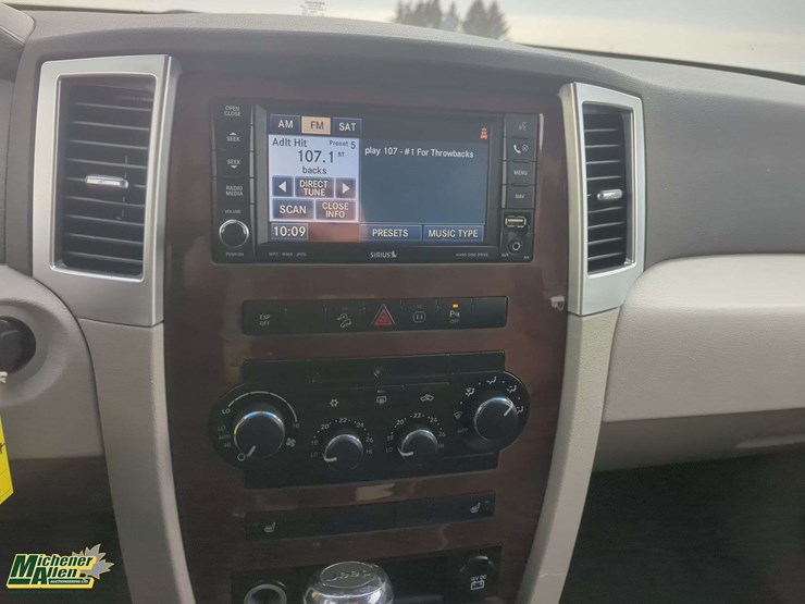 2008-jeep-grand-cherokee-image-11