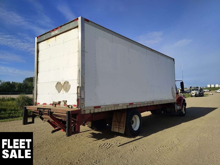 2008-international-durastar-4300-image-4