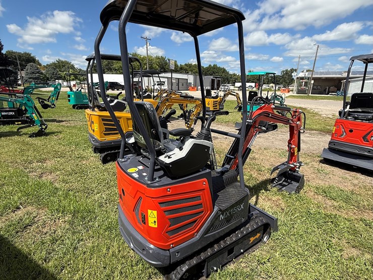 #602-•-2025-cfg-industrial-mx15r-hydraulic-track-type-mini-excavator-image-19