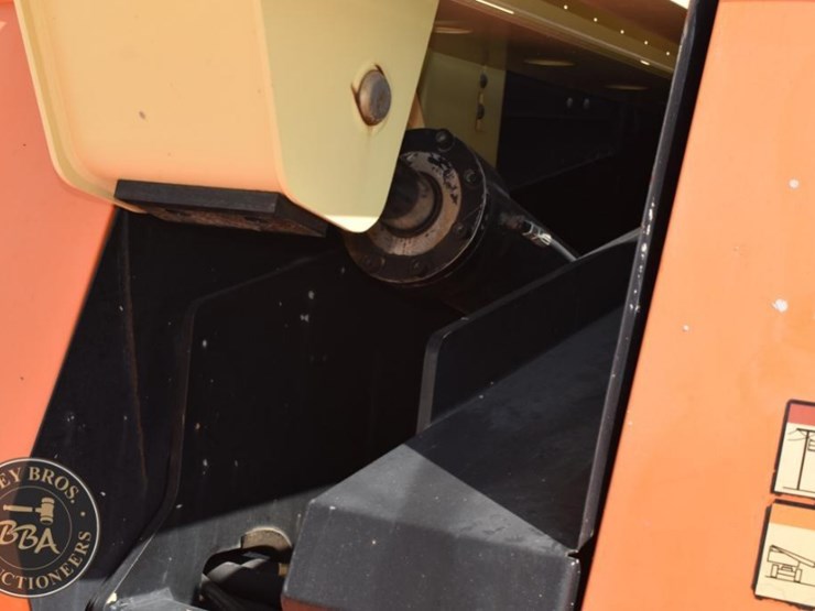 2006-jlg-660sj-image-26