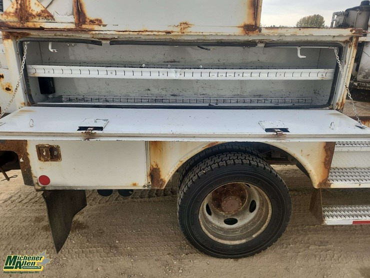 2008-ford-f550-image-19