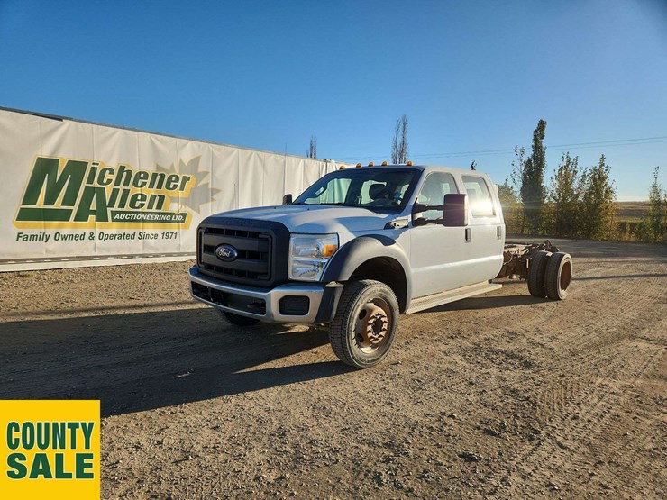 2013-ford-f550-image-1