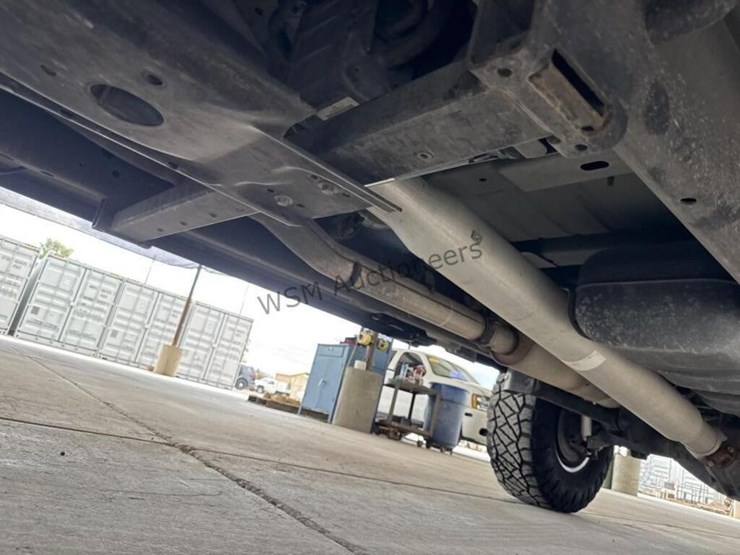 2015-ram-2500-slt-image-38
