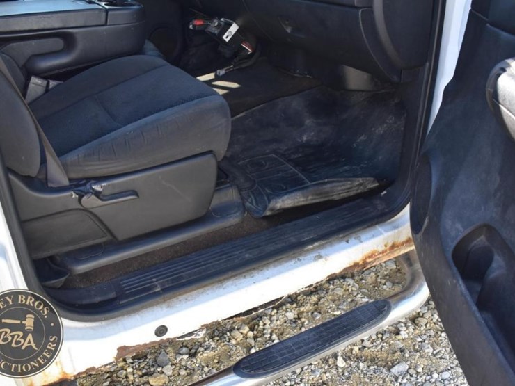 2007-chevrolet-silverado-2500hd-image-13