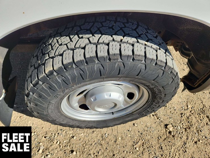 2011-ford-f250-image-34
