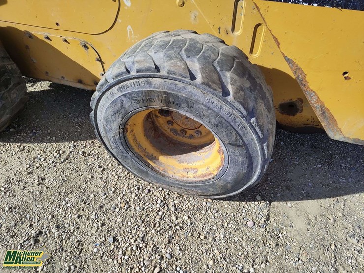 2014-caterpillar-272d-image-21