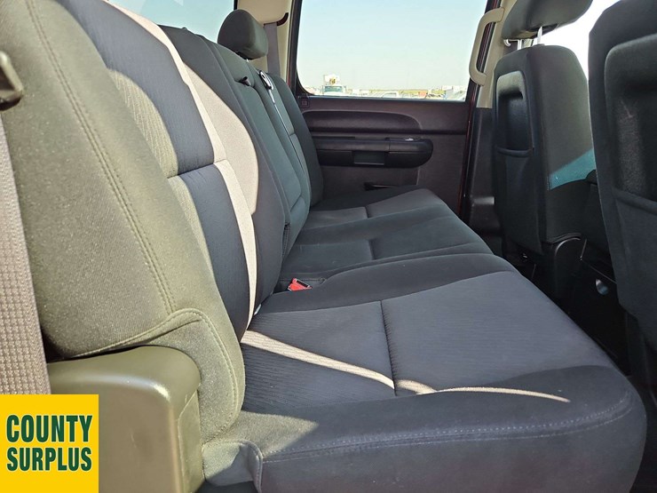 2013-chevrolet-silverado-1500-lt-image-11