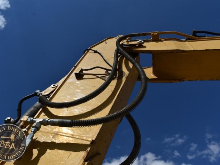 2011-caterpillar-312d-image-39