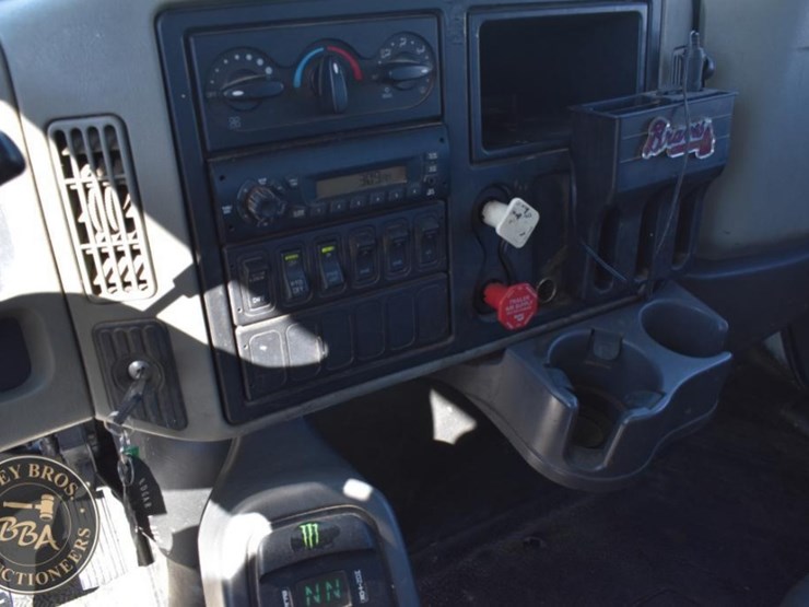 2012-international-durastar-4300-image-73