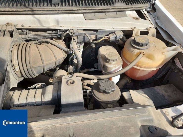 2012-ford-cargo-image-11