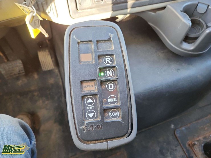 2012-international-workstar-7600-image-23