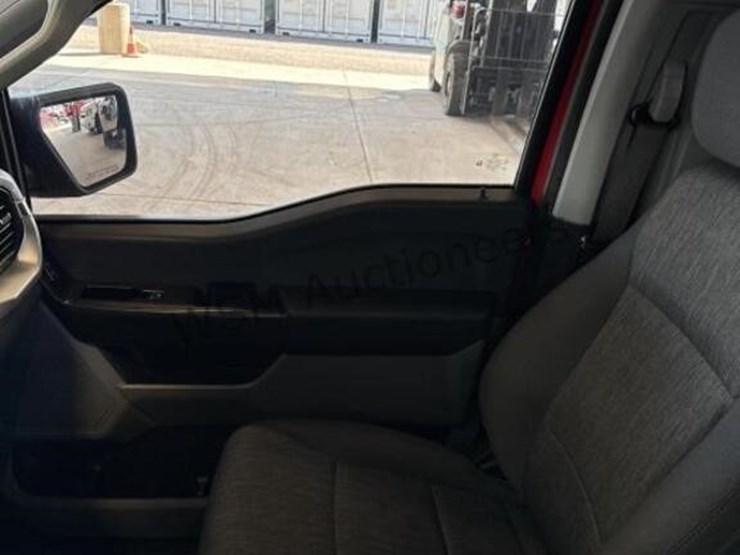 2022-ford-f150-image-23