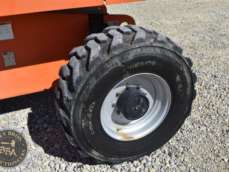 2007-jlg-600s-image-28