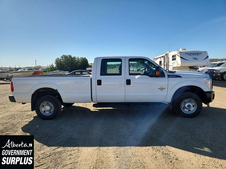 2011-ford-f350-image-23