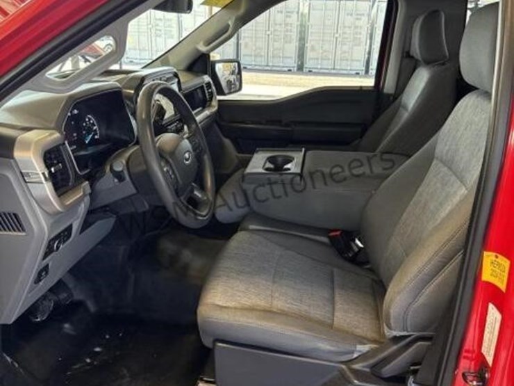 2022-ford-f150-image-25