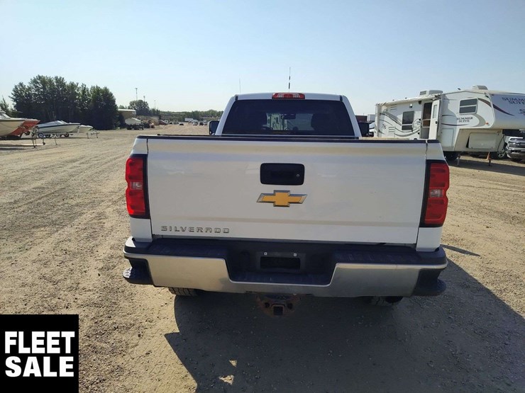 2018-chevrolet-silverado-3500hd-image-24