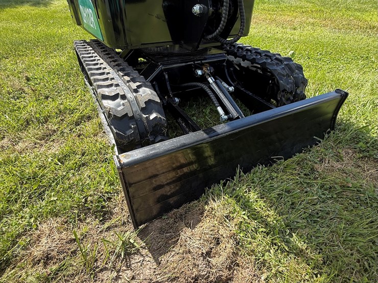 #612-•-2025-cfg-industrial-qh12r-hydraulic-track-type-mini-excavator-image-4