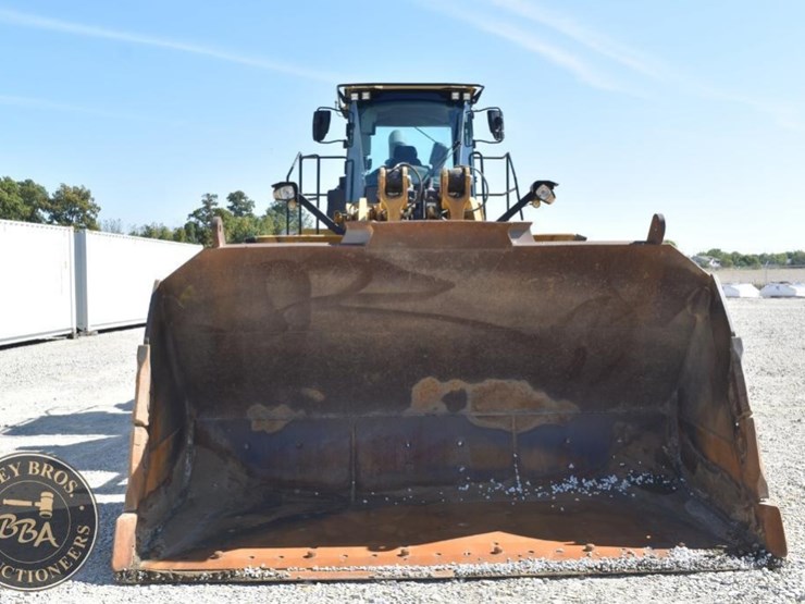 2014-caterpillar-982m-image-9