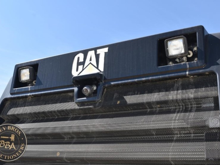 2014-caterpillar-982m-image-54