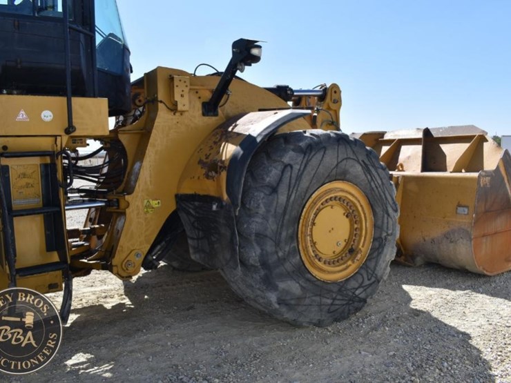 2016-caterpillar-982m-image-42